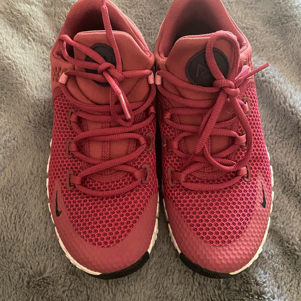 Nike Free Metcon 4 Sweet Beet Pink Rise Women si. 7.5 Training Shoes